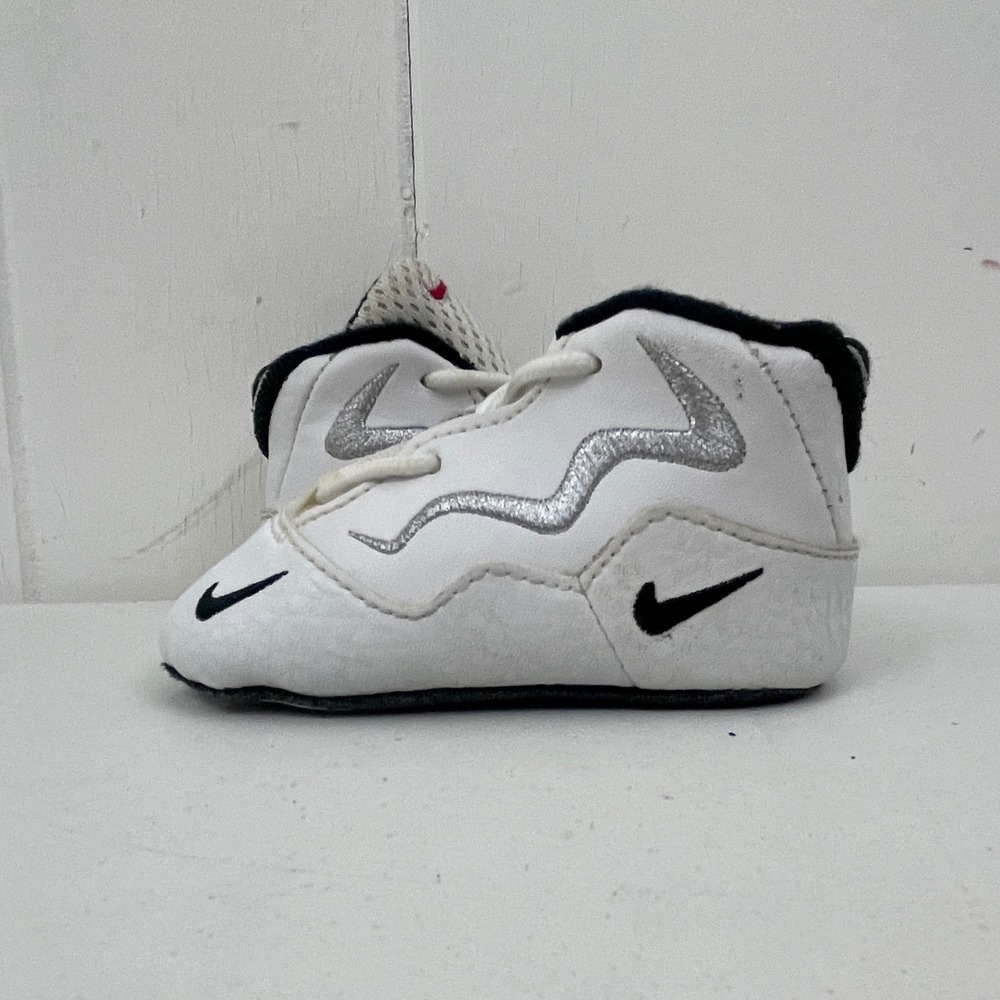 VTG Nike Air Pippen 1 1997 White/Silver 850018-111 Toddler Size 2C OG - Picture 2 of 8